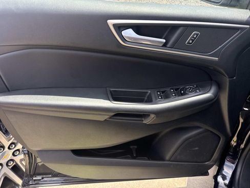 Used 2024 Ford Edge SEL AWD/4WD image 17
