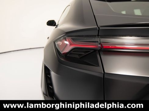 Used 2024 Lamborghini Urus S image 75