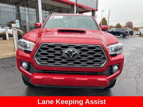 Certified 2022 Toyota Tacoma TRD Sport image 10