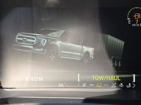 Used 2022 Ford F150 Lariat w/ Equipment Group 502A High AWD/4WD image 6