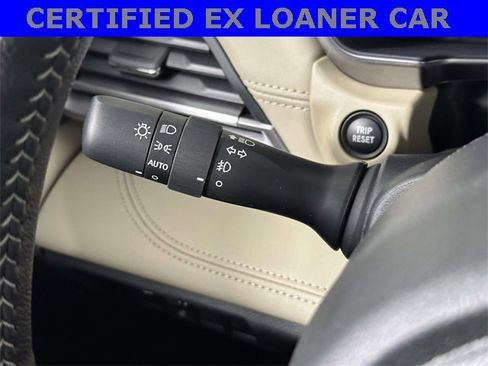 Certified 2025 Subaru Legacy Limited image 22
