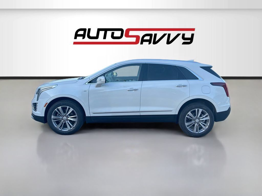 Used 2024 Cadillac XT5 Premium Luxury w/ LPO, Floor Liner Package AWD/4WD image 4