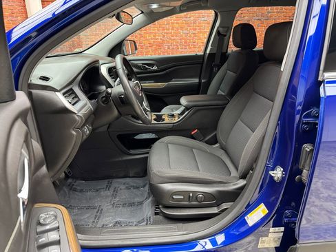 Used 2023 GMC Acadia SLE w/ Driver Convenience Package image 22