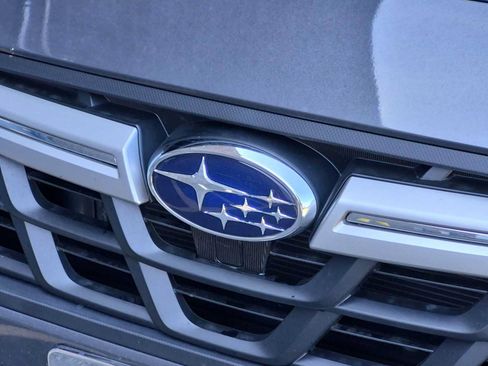 Used 2021 Subaru Crosstrek 2.5i Limited w/ Moonroof Package 2 AWD/4WD image 12