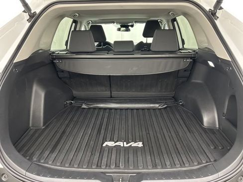 Used 2025 Toyota RAV4 XLE w/ Convenience Package AWD/4WD image 30
