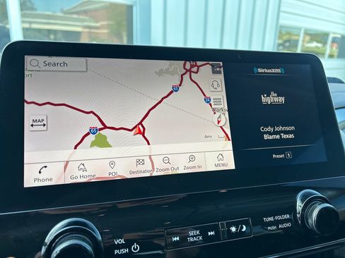 Used 2024 Nissan Armada Platinum w/ Captain's Chairs Package image 28