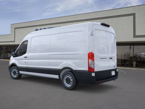 New 2026 Ford Transit 250 148 Medium Roof w/ Load Area Protection Package RWD image 4