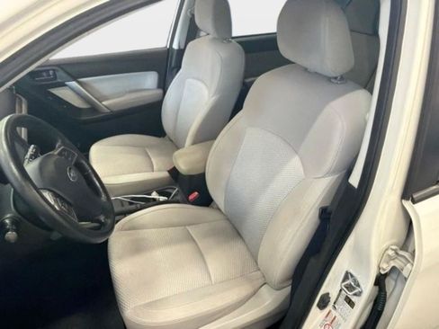 Used 2016 Subaru Forester 2.5i Premium w/ Popular Package #2 AWD/4WD image 6