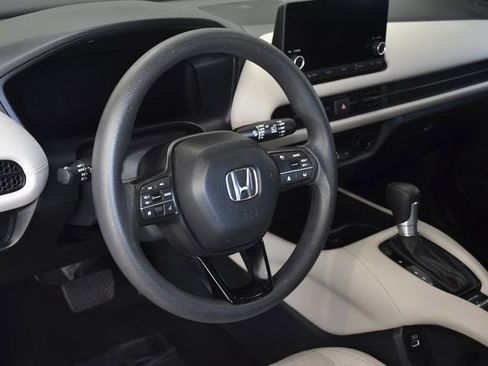 Used 2023 Honda HR-V LX image 20