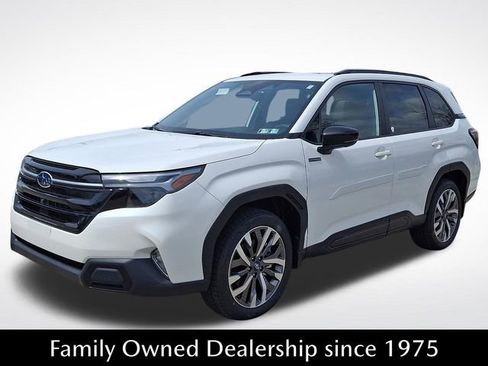 New 2026 Subaru Forester Touring image 3