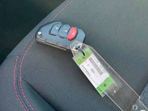 Used 2021 Jeep Wrangler Unlimited Rubicon image 39