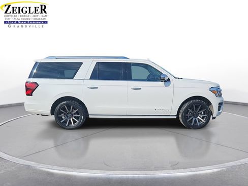 Used 2023 Ford Expedition Max Platinum image 4