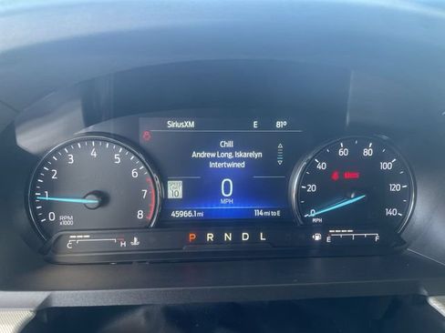 Used 2022 Ford Explorer XLT w/ Equipment Group 202A RWD image 11