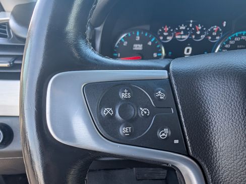 Used 2017 GMC Yukon XL SLT w/ Premium Edition image 17