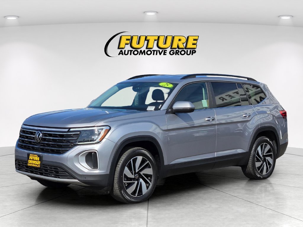 Used 2025 Volkswagen Atlas SE FWD image 8