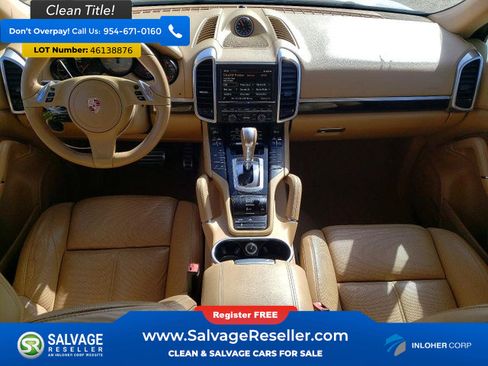 Used 2014 Porsche Cayenne S w/ Comfort Plus Package AWD/4WD image 11