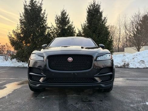 Used 2017 Jaguar F-PACE Prestige image 10