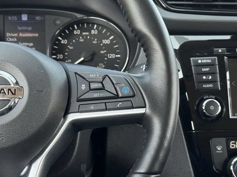 Used 2021 Nissan Rogue Sport SL w/ Premium Package FWD image 16