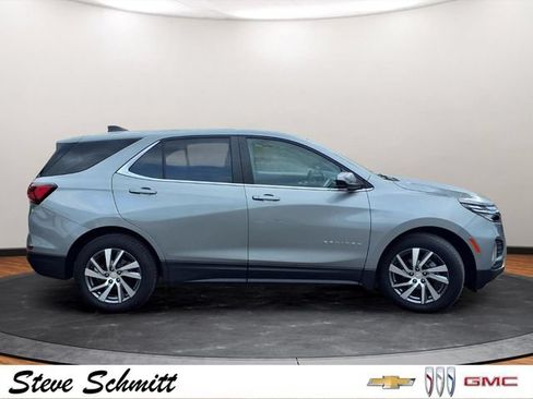 Certified 2023 Chevrolet Equinox LT FWD image 24