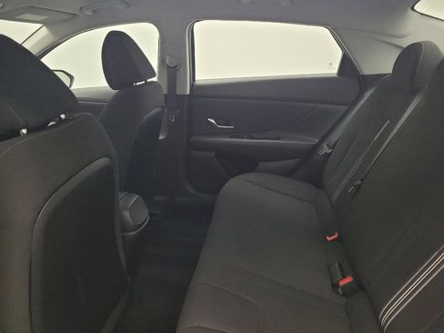 Used 2023 Hyundai Elantra SEL w/ Convenience Package FWD image 18