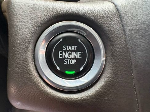 Used 2023 Chevrolet Tahoe Z71 AWD/4WD image 23