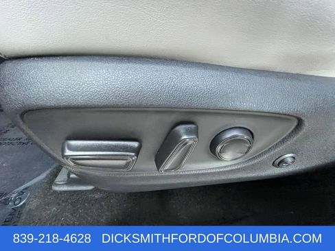 Used 2020 Toyota RAV4 XLE Premium image 15