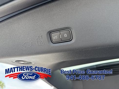 New 2026 Ford Expedition Active AWD/4WD image 15