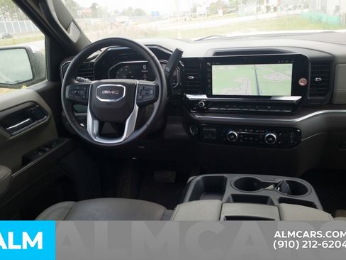 Used 2025 GMC Sierra 1500 SLT RWD image 22