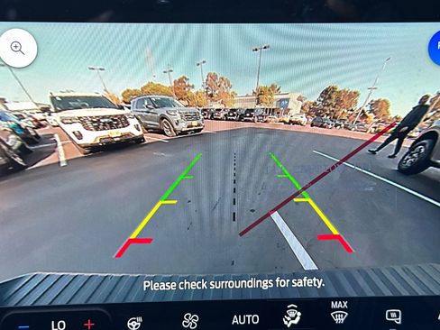 New 2025 Ford Maverick Lariat w/ Black Appearance Package image 20