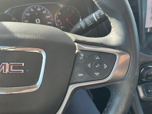 Used 2023 GMC Acadia AT4 w/ Technology Package AWD/4WD image 17