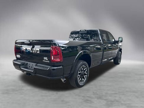 Used 2025 RAM 2500 Limited AWD/4WD image 3