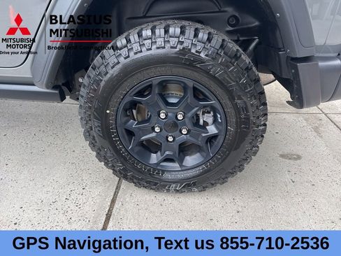 Used 2023 Jeep Wrangler Unlimited w/ Sun & Screen Package AWD/4WD image 19