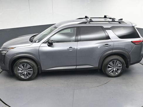 New 2026 Nissan Pathfinder SV image 36