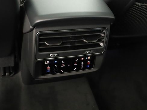 New 2025 Audi Q7 3.0T Premium Plus image 22