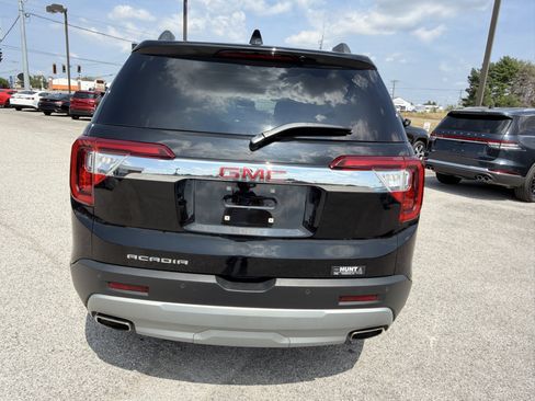Used 2021 GMC Acadia SLT w/ Technology Package FWD image 6