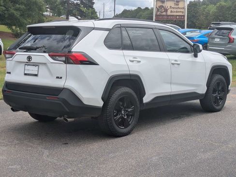 Used 2023 Toyota RAV4 XLE w/ Convenience Package FWD image 6