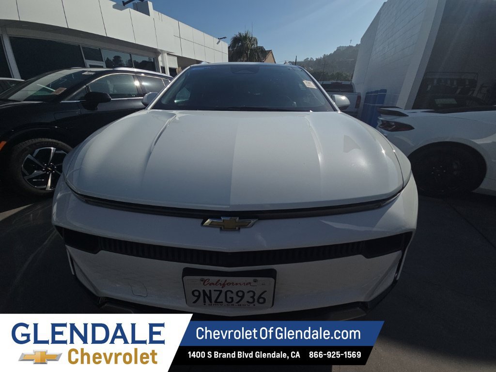 Used 2024 Chevrolet Equinox EV LT w/ LPO, Active Package FWD image 7