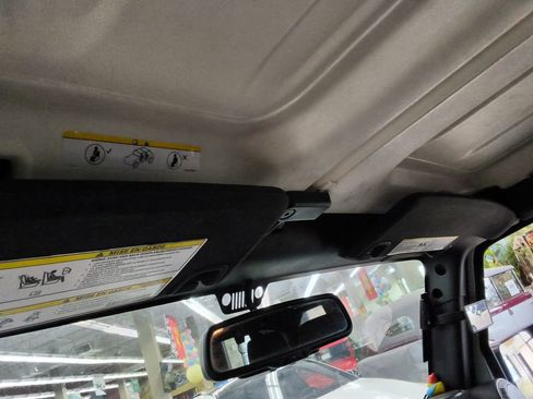 Used 2016 Jeep Wrangler Unlimited Sport w/ Quick Order Package 24S image 19