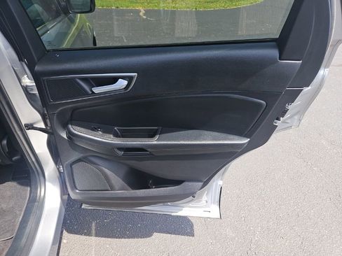 Used 2020 Ford Edge SE AWD/4WD image 26