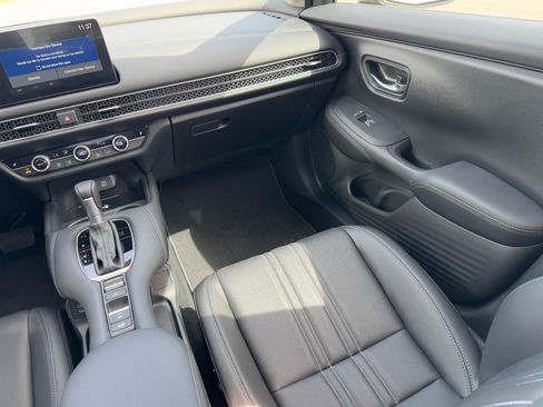 Used 2026 Honda HR-V EX-L image 18