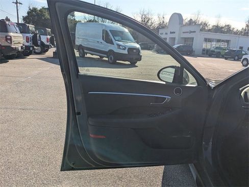 Used 2023 Hyundai Sonata SEL Plus image 11