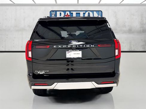 New 2026 Ford Expedition Platinum image 6