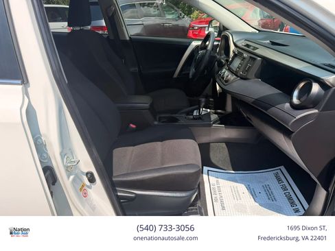 Used 2015 Toyota RAV4 LE AWD/4WD image 15