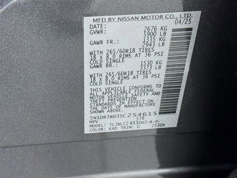 Used 2025 Nissan Pathfinder Rock Creek AWD/4WD image 32
