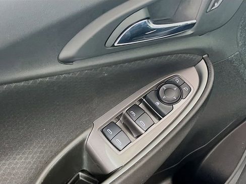 Used 2024 Chevrolet Malibu LT FWD image 17