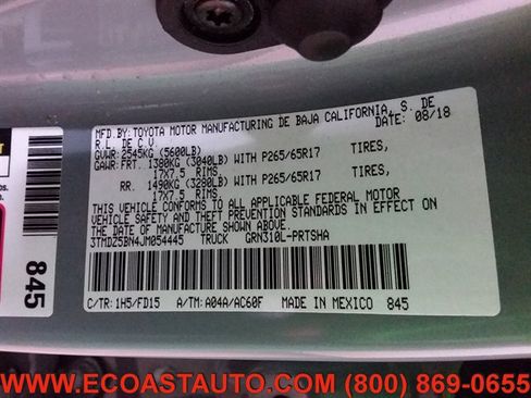 Used 2018 Toyota Tacoma TRD Sport w/ Technology Package image 20