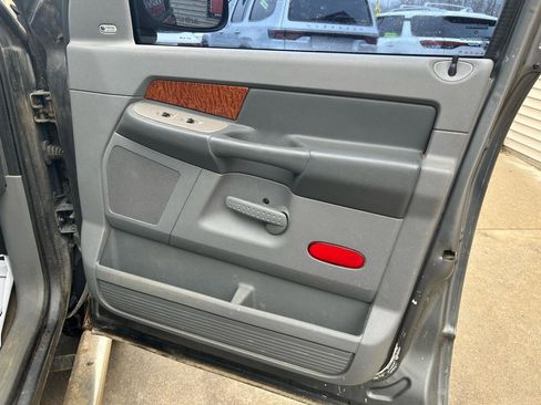 Used 2006 Dodge Ram 1500 Truck SLT w/ Quad Cab Big Horn Value Group image 16