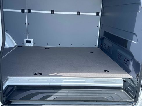 New 2025 Mercedes-Benz Sprinter 2500 image 4