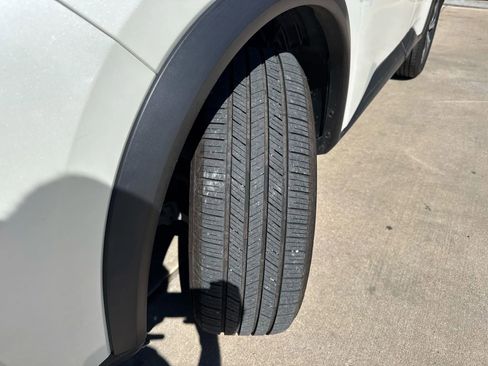 Used 2023 Nissan Rogue SV image 20