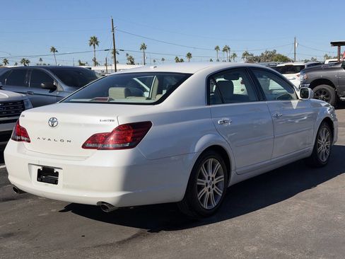 Used 2009 Toyota Avalon Limited image 12